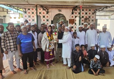 आमराईच्या इतिहासात मानाचा तुरा; मुस्लिम समाजातील पहिली महिला पोलीस म्हणून आयेशा शेखचा गौरव!