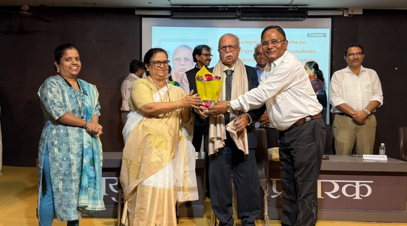 ५० वर्षांच्या अखंड सेवेसाठी प्रदीप पंढरीनाथ जोशी यांना जीवनगौरव पुरस्कार ५० वर्षांच्या अखंड सेवेसाठी प्रदीप पंढरीनाथ जोशी यांना जीवनगौरव पुरस्कार